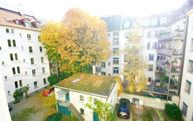 ZH Keita - Stauffacher Hitrental Apartment