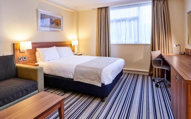 Holiday Inn Swindon by IHG