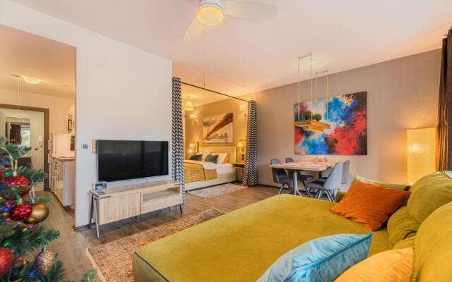 MAIO Studio Silver Mountain Poiana Brasov