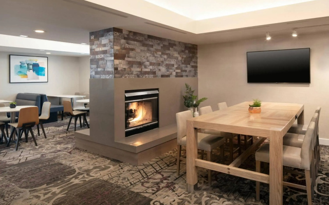 Residence Inn Las Vegas Convention Center by Marriott