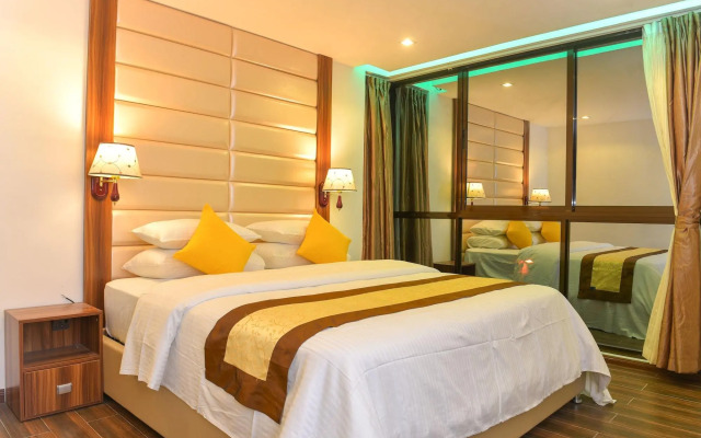 Dreams Grand Hotel