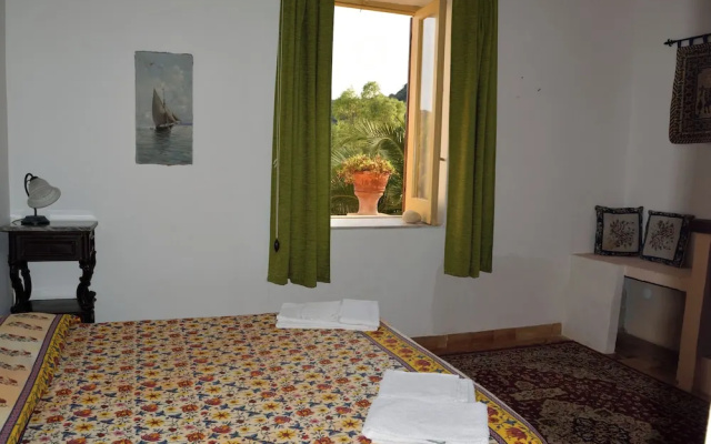 Two-bedroom Apartment for 4