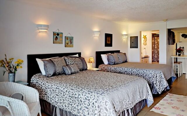 125 Sea Breeze - Studio Condo