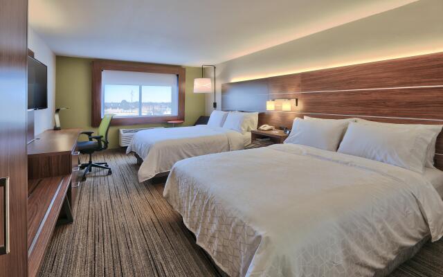 Holiday Express & Suites Portales by IHG
