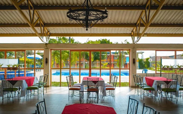 Hotel Campestre Tacurrumbi