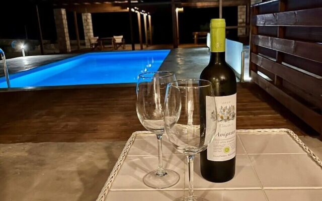 Michaliou Kipos Luxury Villas