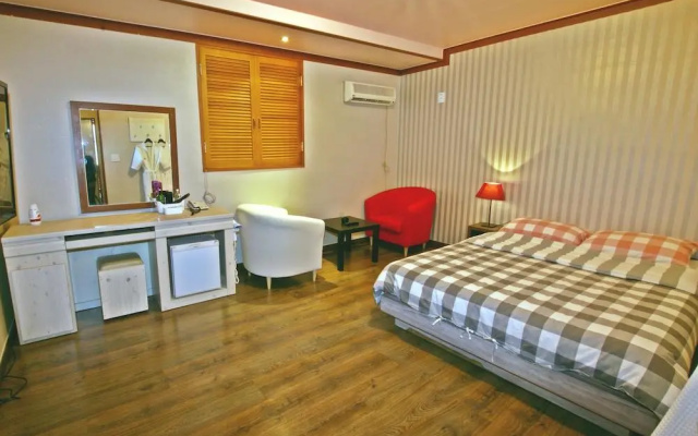 Anseong M Hotel