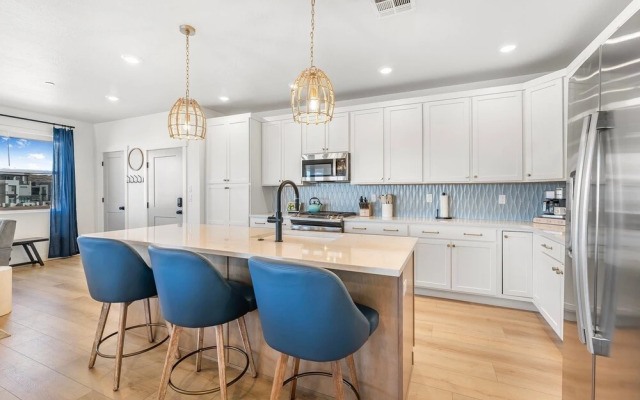 Azure Sands 3 Bedroom Condo