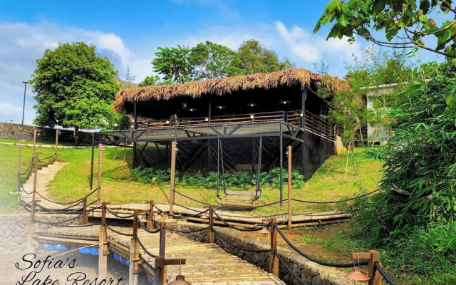 Sofia's Lake Resort