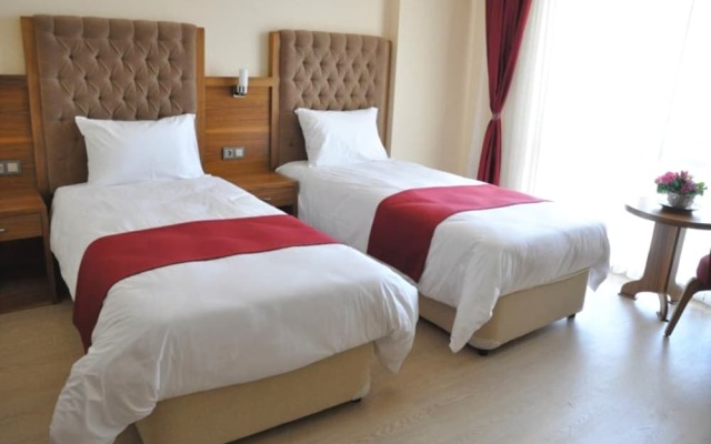 Konuk Hotel