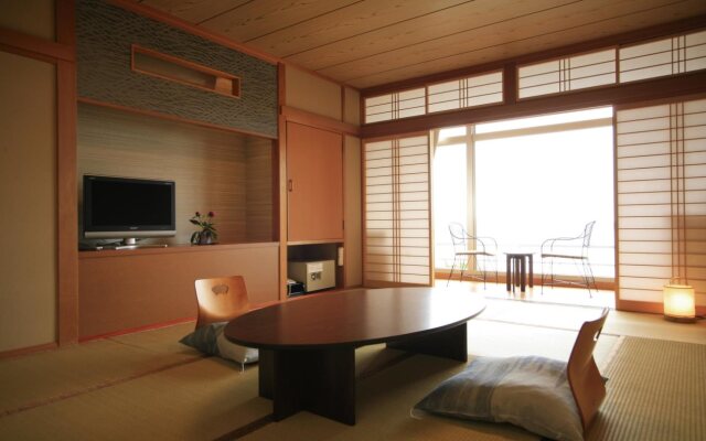 Awaji Island Uzushio Onsen Umemaru