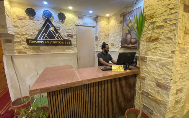Seven Pyramids Inn