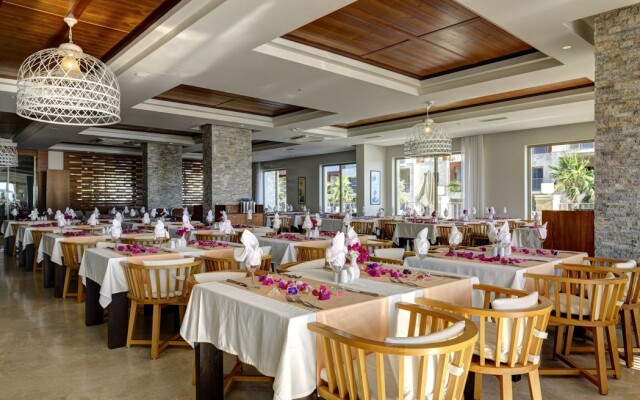 Sundance Suites Hotel