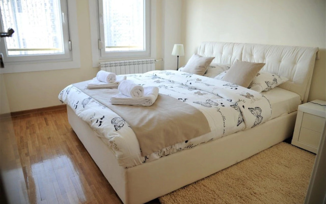 Apartment Bella Art