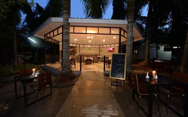 Min Nandar Garden Hotel