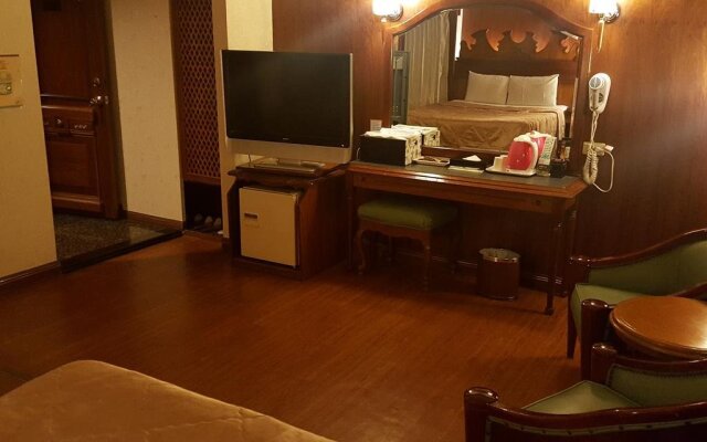 Jiaqing Hotel