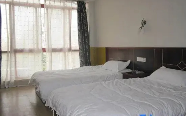 Shanghai Qisi Inn