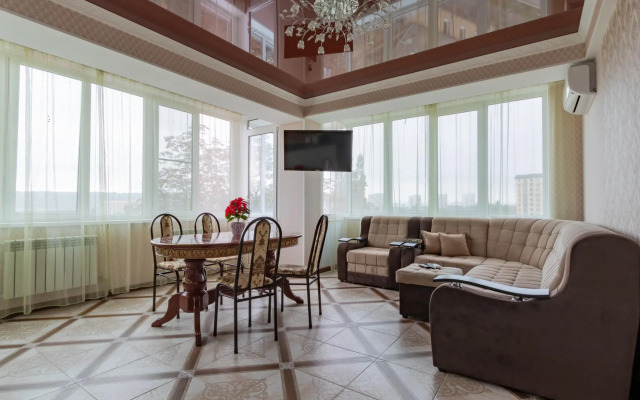 Апартаменты на улице Власова 4