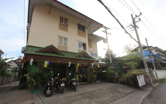 Manee House (SHA Extra Plus)
