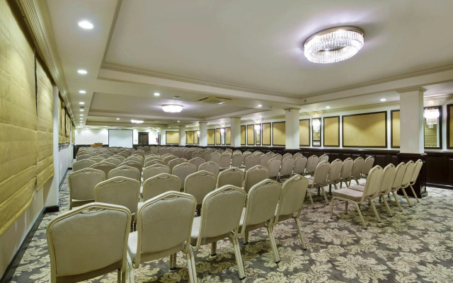 Bellis Deluxe Hotel