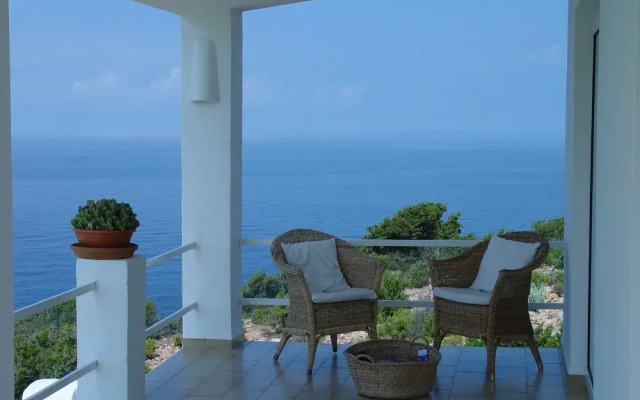 Comfortable Spanish Villa With Magical Views of Es Vedra