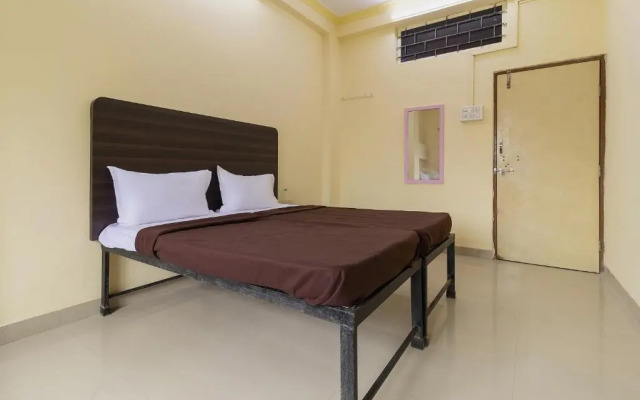 Shree Gajanan by OYO Rooms
