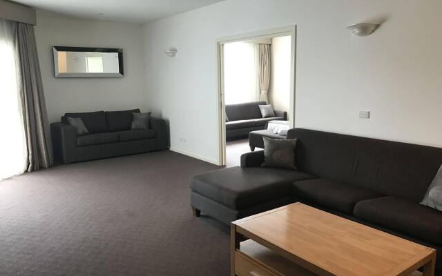 Mornington Hotel