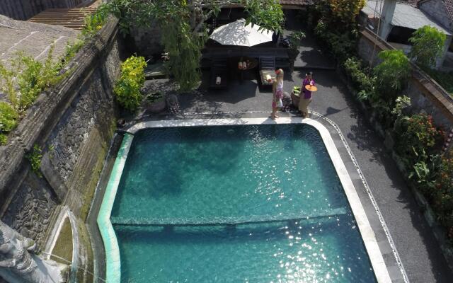 Jalan Jalan Villas & Spa