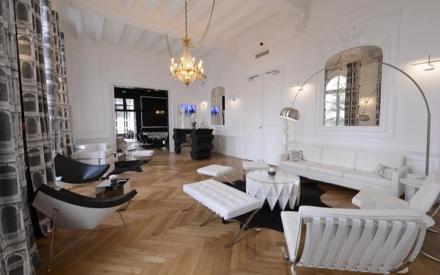 Art Hôtel Rochecorbon