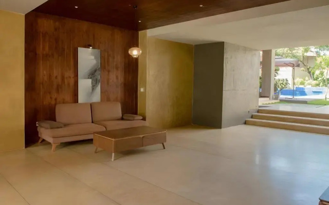 Sea Horse Hotel and Spa