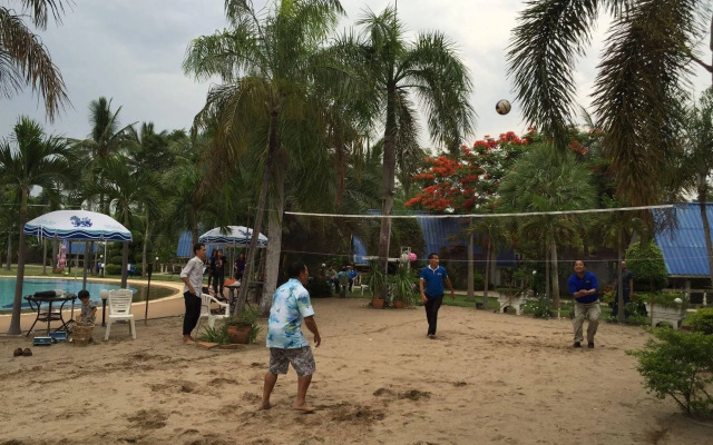 Castle Howchow Beach Resort Hotel