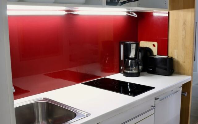 a-domo Apartments Mülheim - Apartments, Lofts & Hostel Rooms - short or longterm - single or grouptravel
