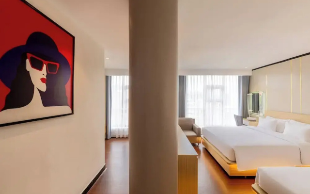 A25 Hotel - 277 Le Thanh Ton