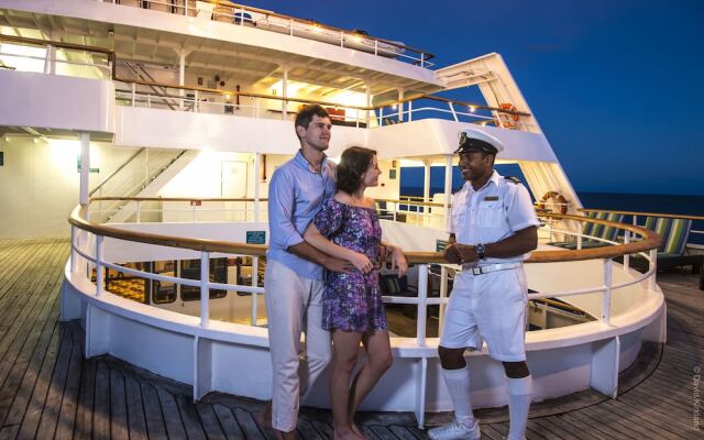 Captain Cook Cruises, Fiji's Cruise line