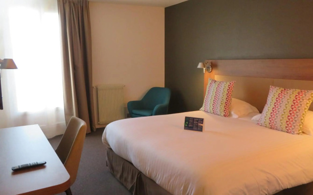Hotel Campanile Chartres Centre - Gare - Cathedrale