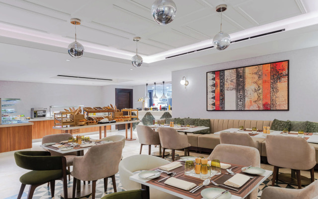 Doubletree By Hilton Amman Hotel & Residences