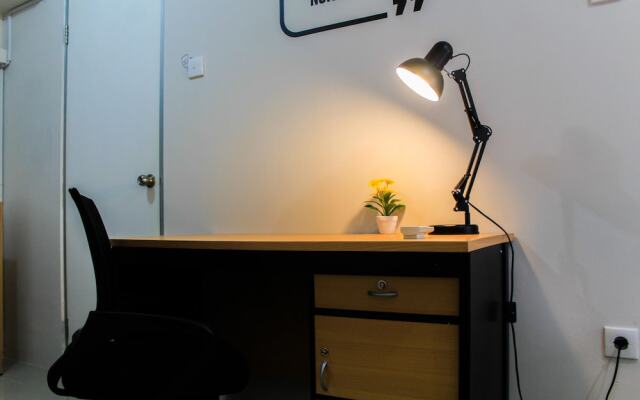 Stylish and Posh 1BR Gading Nias Apartment