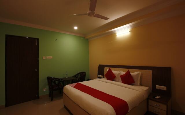 OYO Flagship 27863 Sri Sai Regency