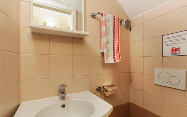 Nice Home in Fazana With Wifi and 2 Bedrooms
