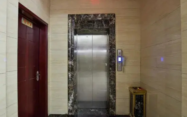 Fenglin Hotel