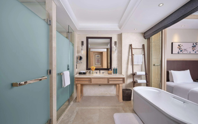 Hilton Dali Resort & Spa