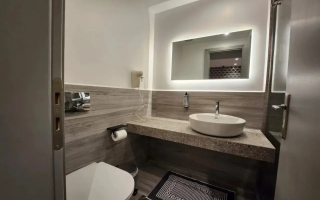 Urban Core Residence
