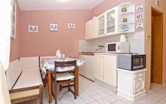 Apartments Vesna 1236