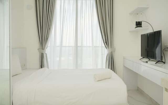 Modern Studio With Cozy Style At Sky House Bsd Apartment
