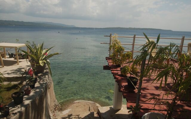 Rene's Diverslounge Resort