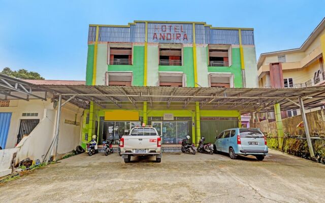 SPOT ON 92208 Hotel Andira Syariah