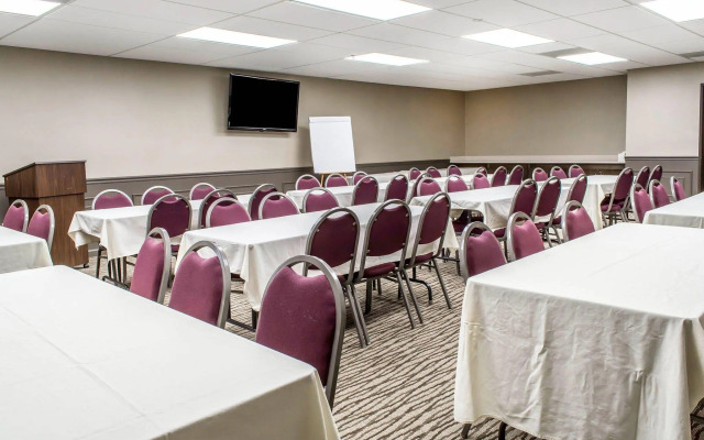 Comfort Suites Near Potomac Mills