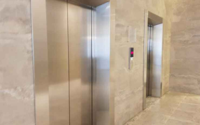Apartemen Sayana Harapan Indah by Family Staycation