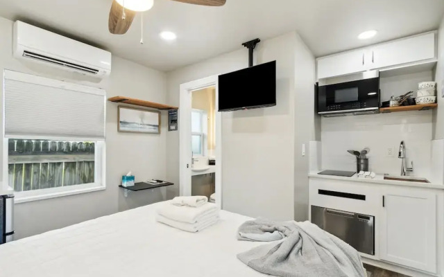 Beach 5 Villas - Immaculate 300 steps from the Ocean