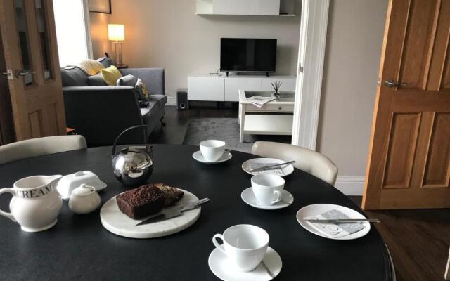 Stramongate Apartment